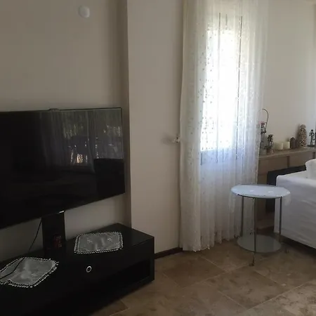 Vi̇lla Villa