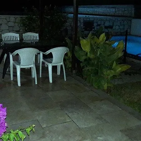 Vi̇lla Alacati