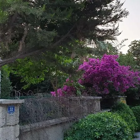 Villa Vi̇lla Alacati